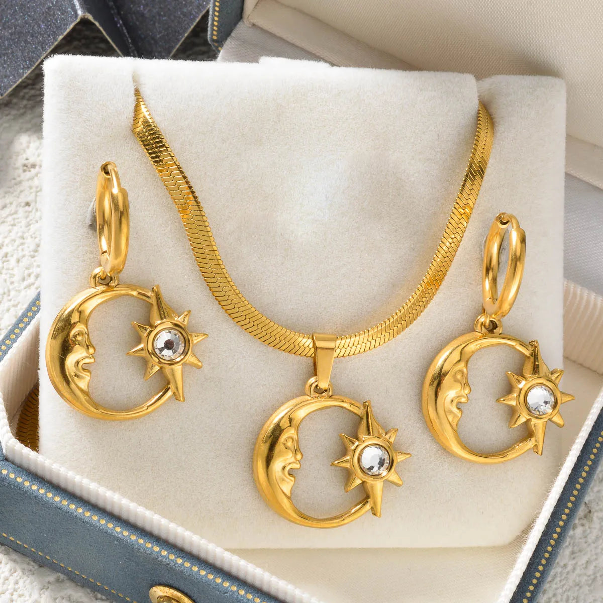Stainless Steel Necklace Earrings Set Trend Moon Star Hollow Pendant For Women Fashion Party 18K Gold-Plated Jewelry Set Gift