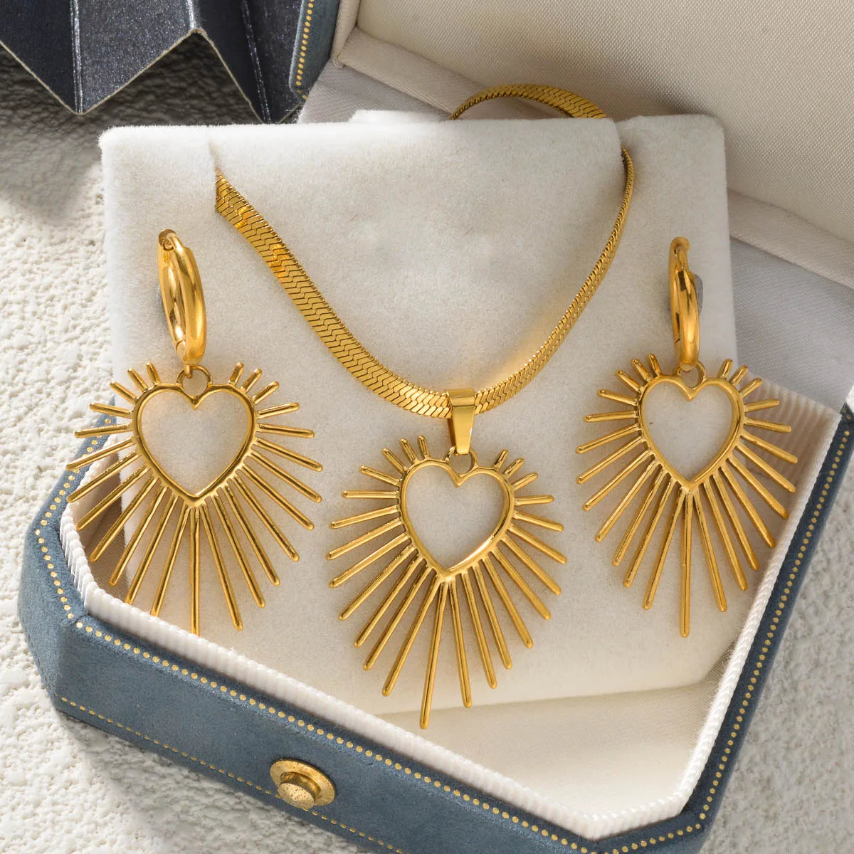 Stainless Steel Necklace Earrings Set Trend Moon Star Hollow Pendant For Women Fashion Party 18K Gold-Plated Jewelry Set Gift