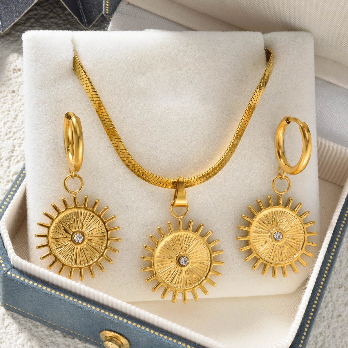 Stainless Steel Necklace Earrings Set Trend Moon Star Hollow Pendant For Women Fashion Party 18K Gold-Plated Jewelry Set Gift
