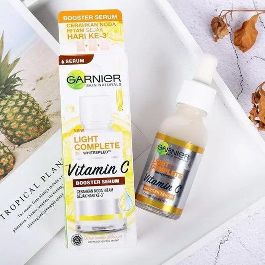 Garnier Bright Complete Booster Serum | 30x Vitamin C + Niacinamide | Whitening, Acne Mark Fading & Skin Tone Brightening | 30ml
